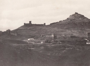 Генуэзская крепость в Судаке. Старая фотография, 1925-40 гг. Крым